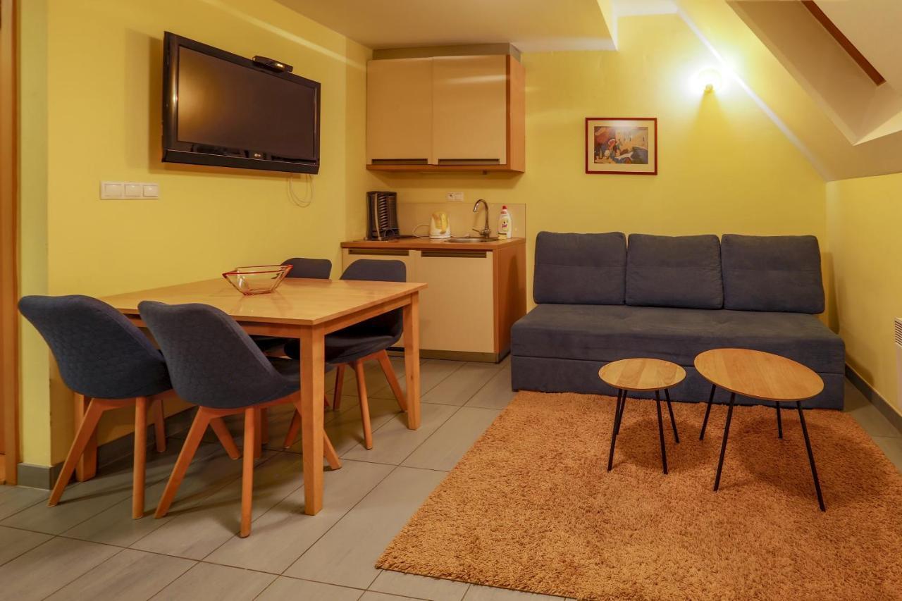 Apartmánový dom Fatrapark 1 - Hlavná recepcia Ruzomberok Esterno foto